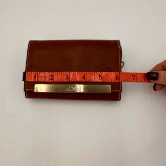 Patricia Nash Heritage Cametti Collection Leather Wallet - Picture 5 of 6